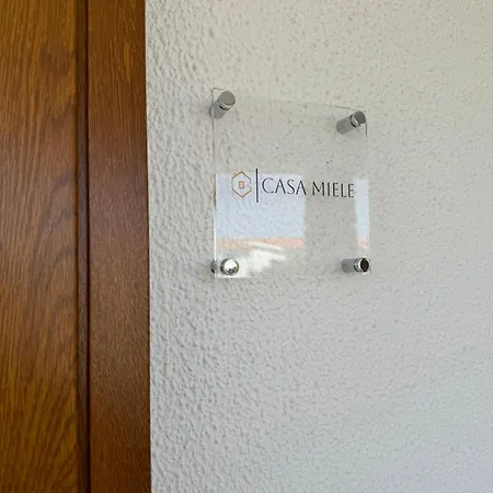 Casa Miele Dom wakacyjny Santa Lucia (Sardinia)